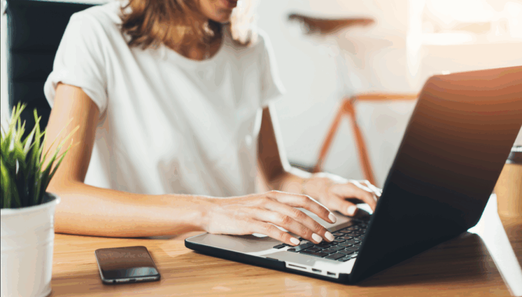 15 Ways for Stay-at-Home Moms to Make Money — From the Kitchen to Online Stores 5 image 16